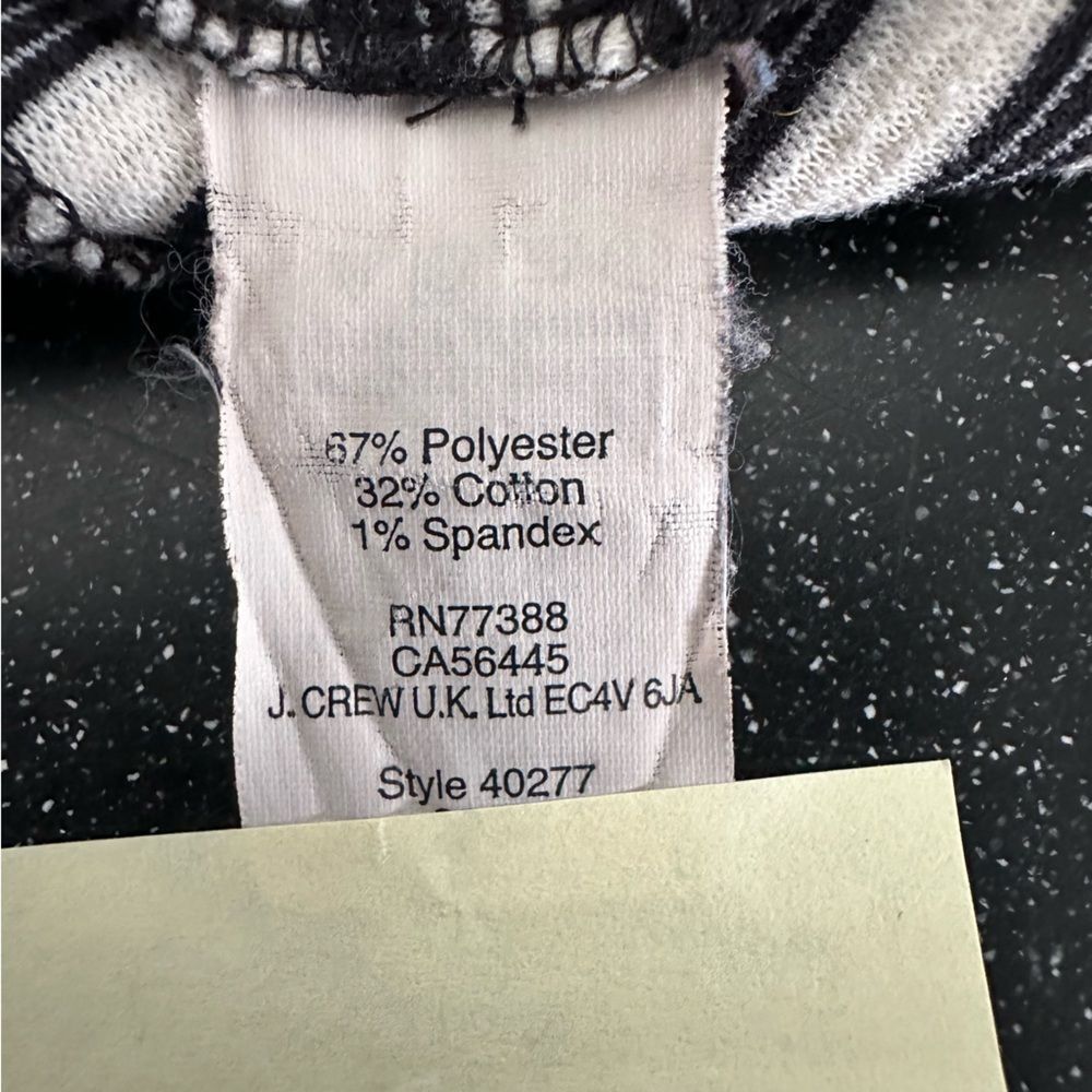 Madewell Black and White Striped Front Pocket Knit Top/Blouse Size M - Picture 6 of 7